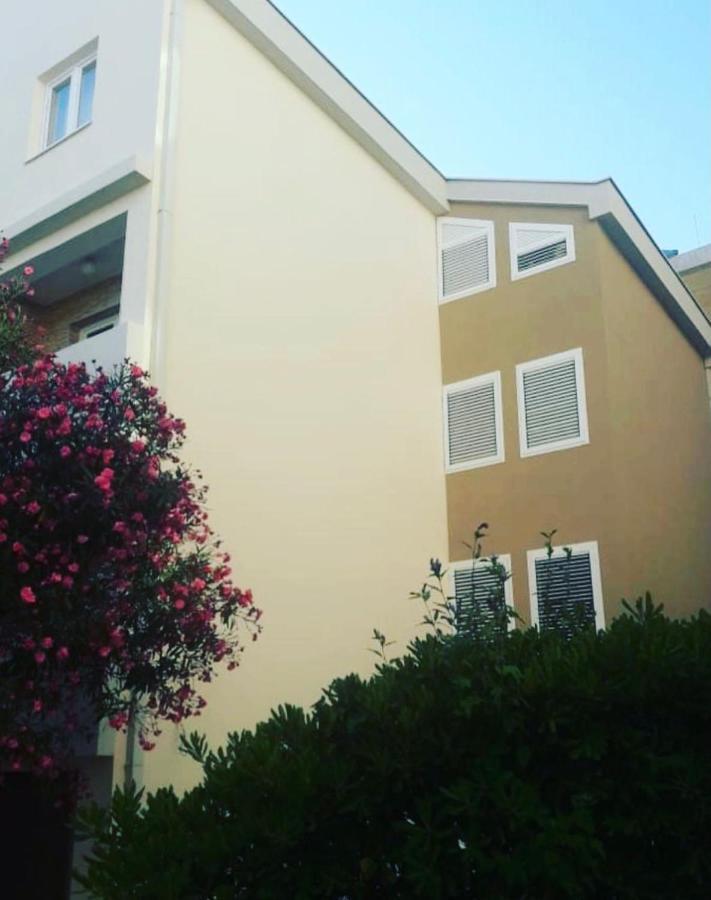 Apartments Vila Anastasia Budva Luaran gambar