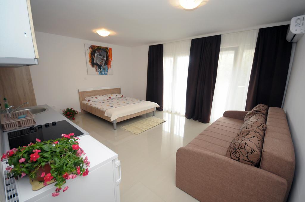 Apartments Vila Anastasia Budva Bilik gambar